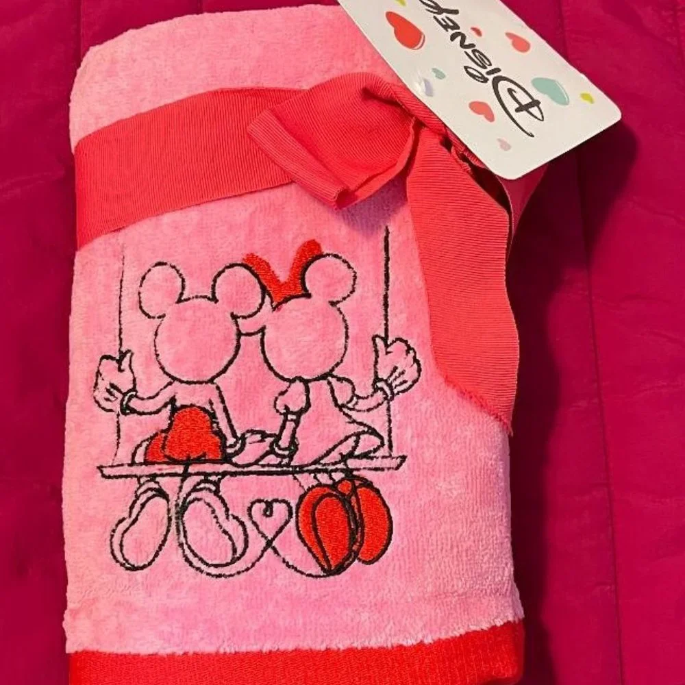 DISNEY MINNIE & MICKEY MOUSE/Jay Franco & Sons Inc brand new